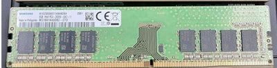 Samsung M378A1K43DB2-CTD 8GB DDR4 2666MHz PC4-21300 non-ECC Unbuffered CL19 288-Pin DIMM 1.2V memory module for desktop