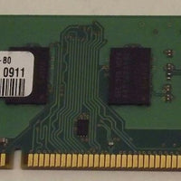 SAMSUNG M378B5673EH1-CF8 2GB DDR3 1066MHz 2RX8 PC-8500 non-ECC Unbuffered CL7 240-Pin DIMM Memory Module for Desktop